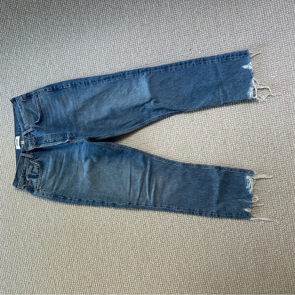Agolde Riley cropped Blue Jeans with Distressed Details